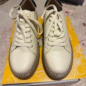 Yellow Box Cream Sneakers